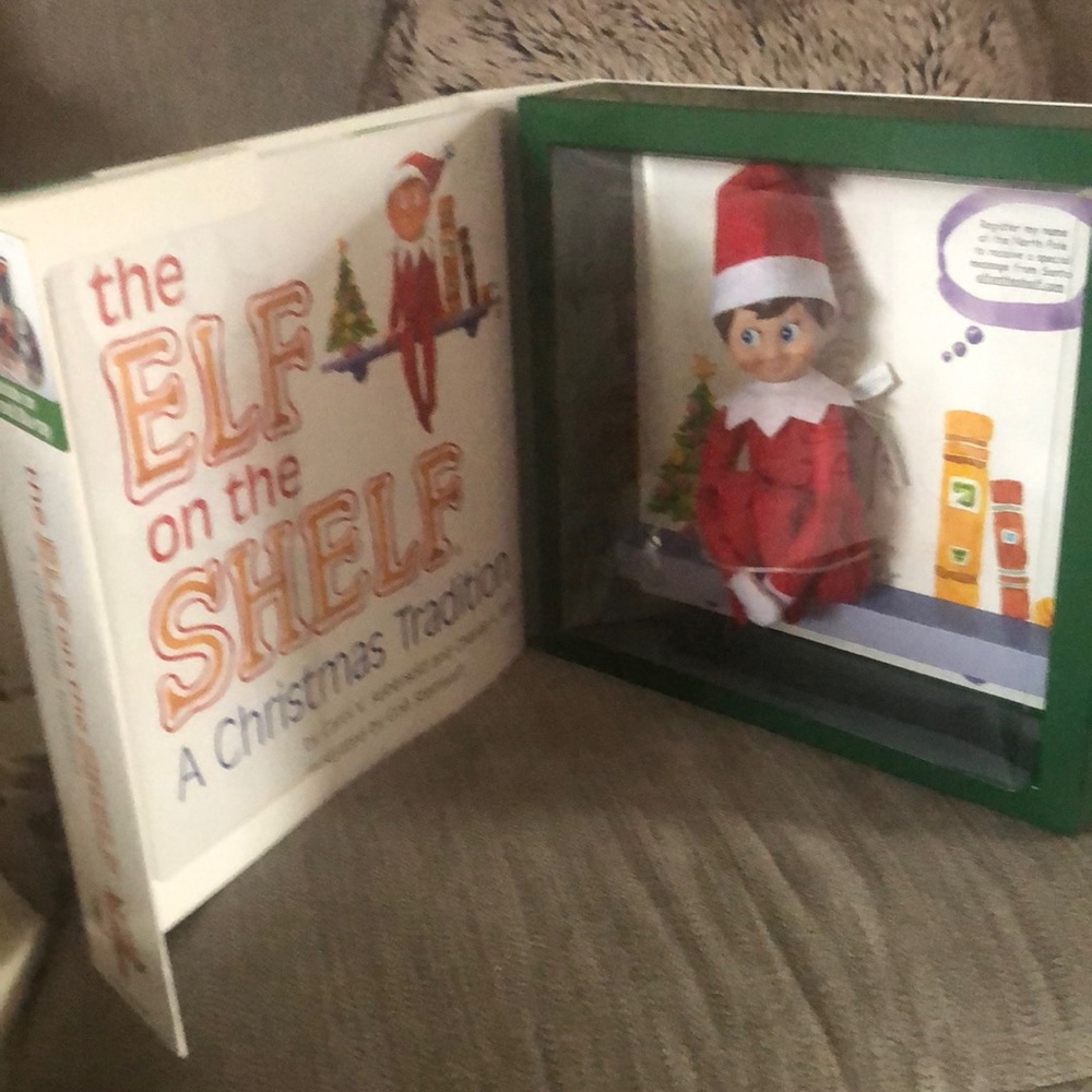 Elf on the shelf (boy)